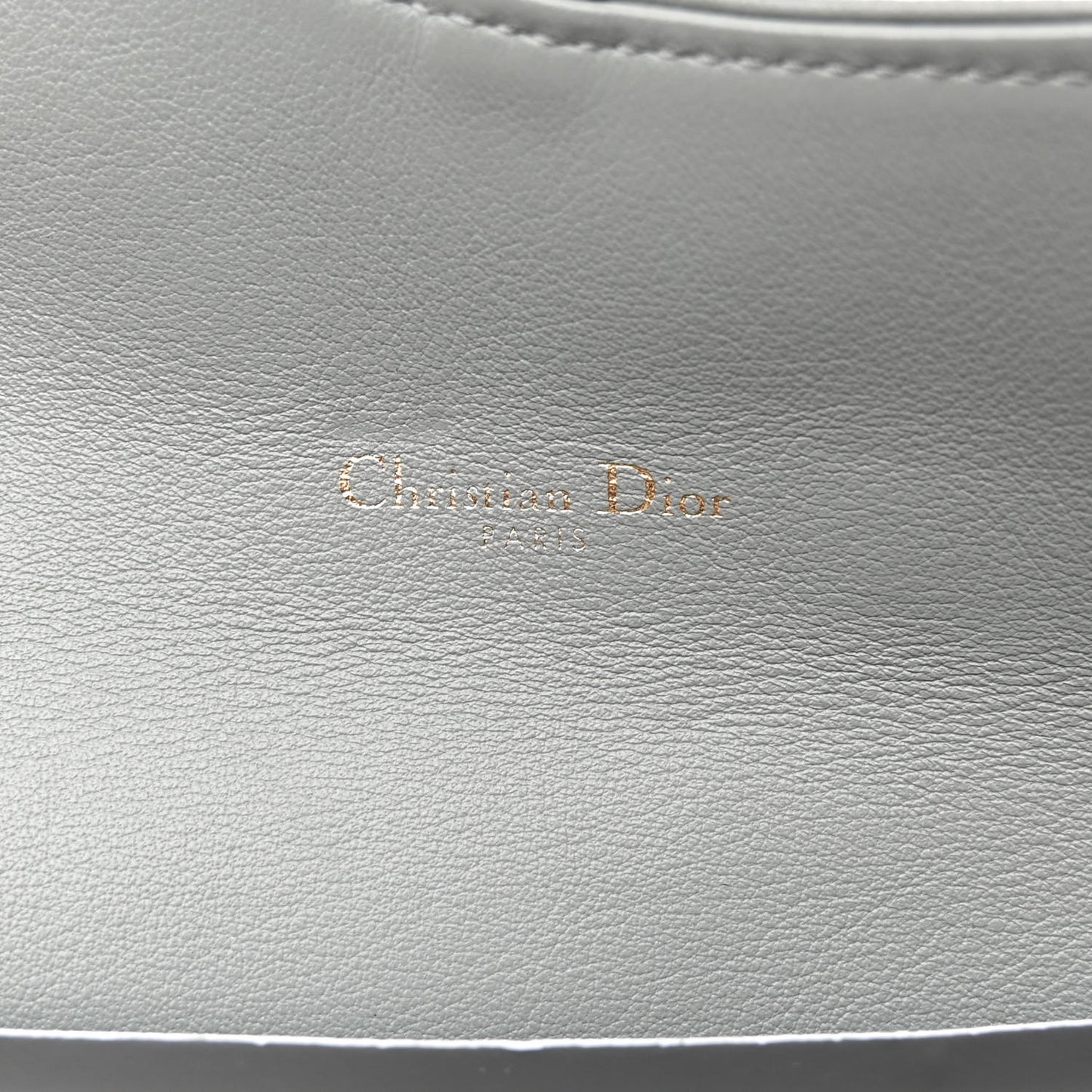 Oblique Saddle Chain Long Wallet Grey