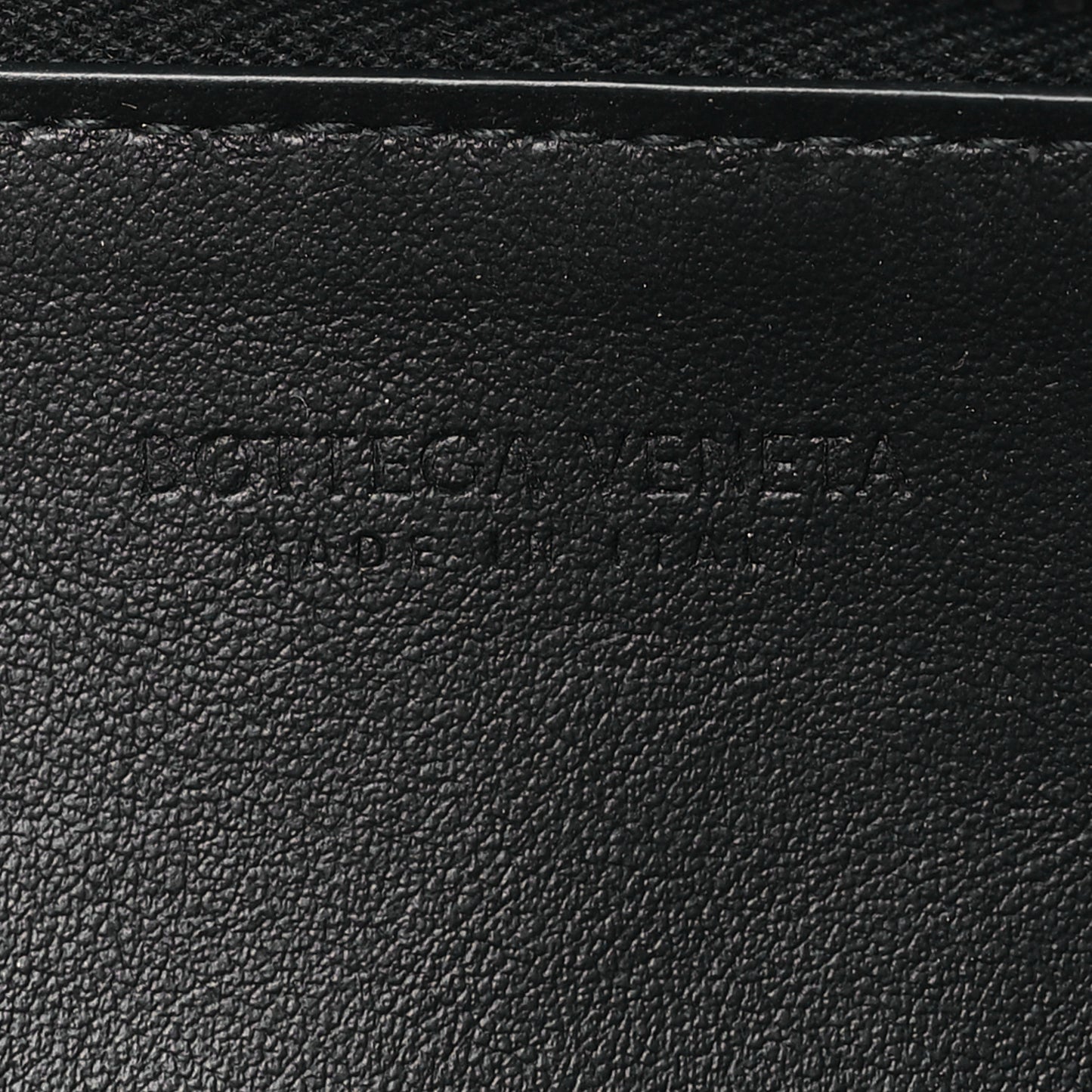 Nappa Intrecciato Long Zip Pouch Black