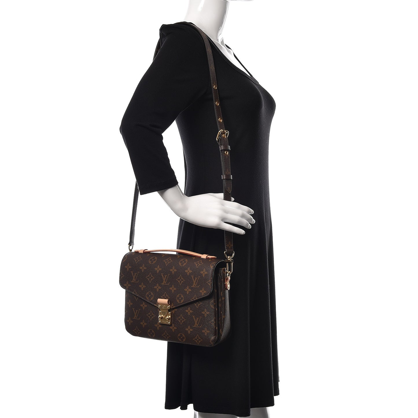 Monogram Pochette Metis