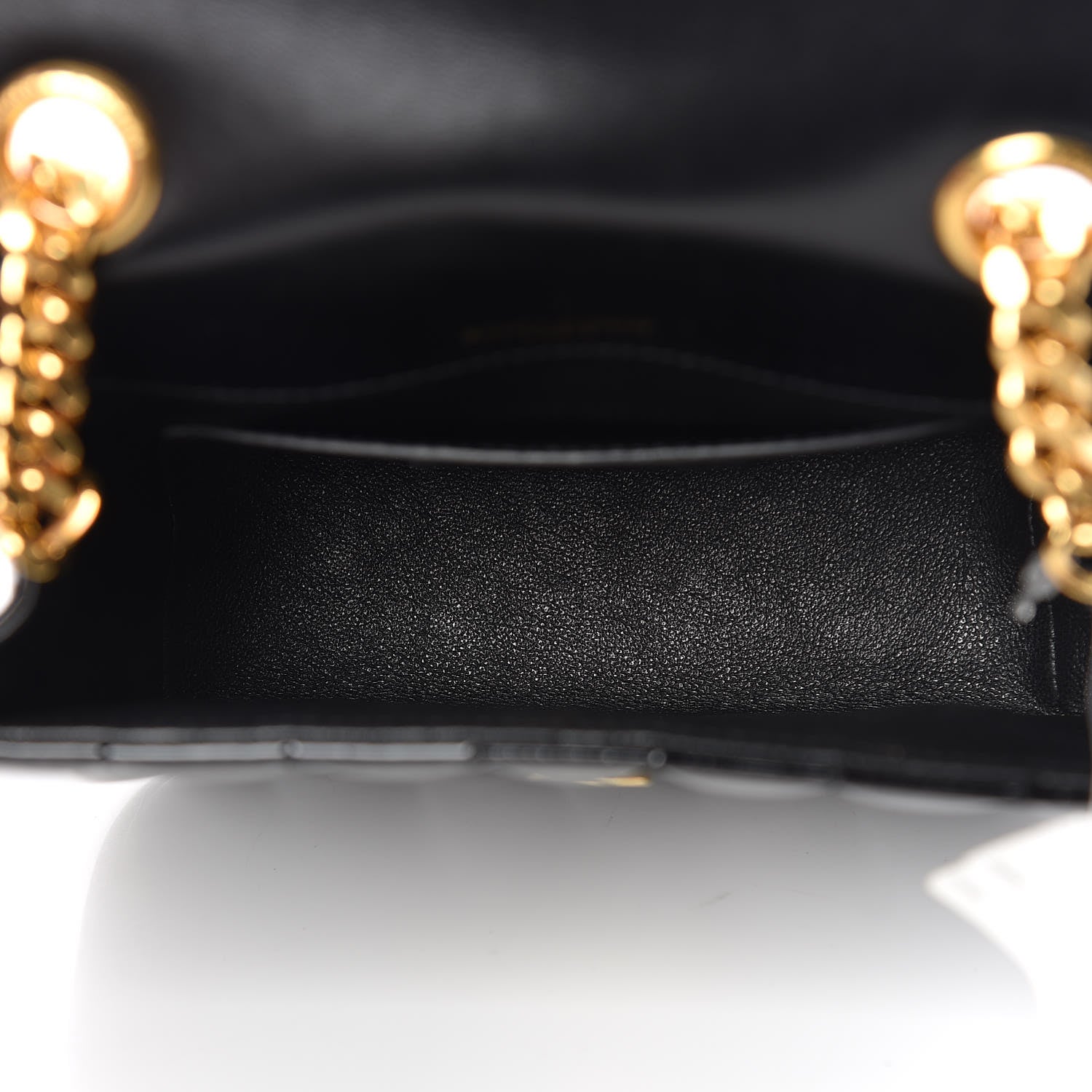 Saint Laurent Patent Calfskin Matelasse Monogram Small Vicky Chain Bag Black 7 of 8