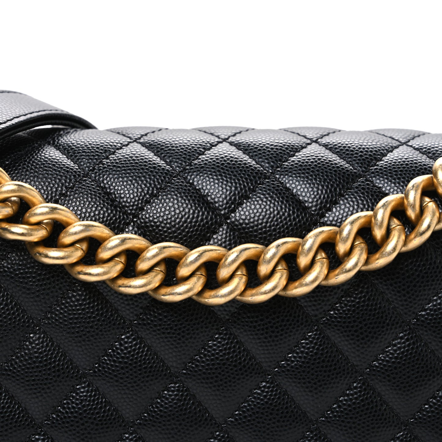 Caviar Quilted Medium Boy Flap Black