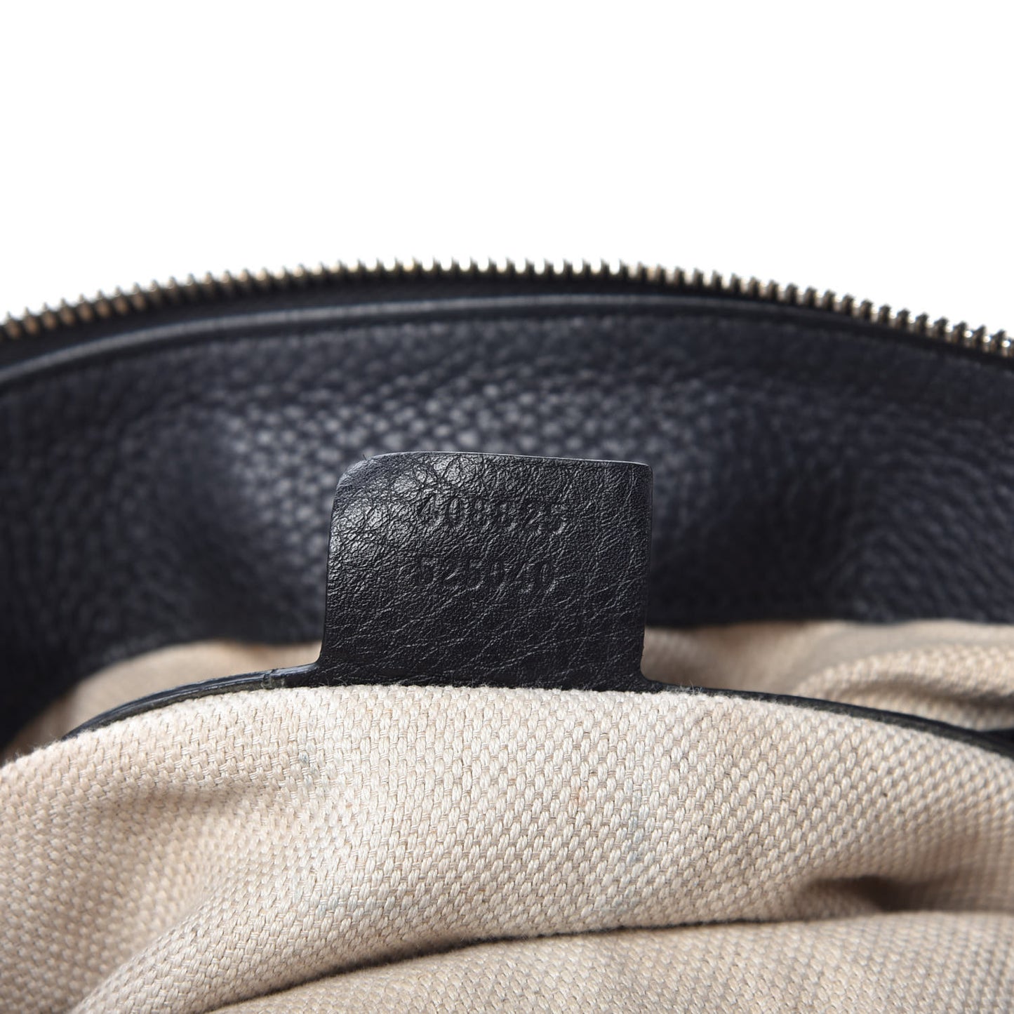 Pebbled Calfskin Large Soho Hobo Black