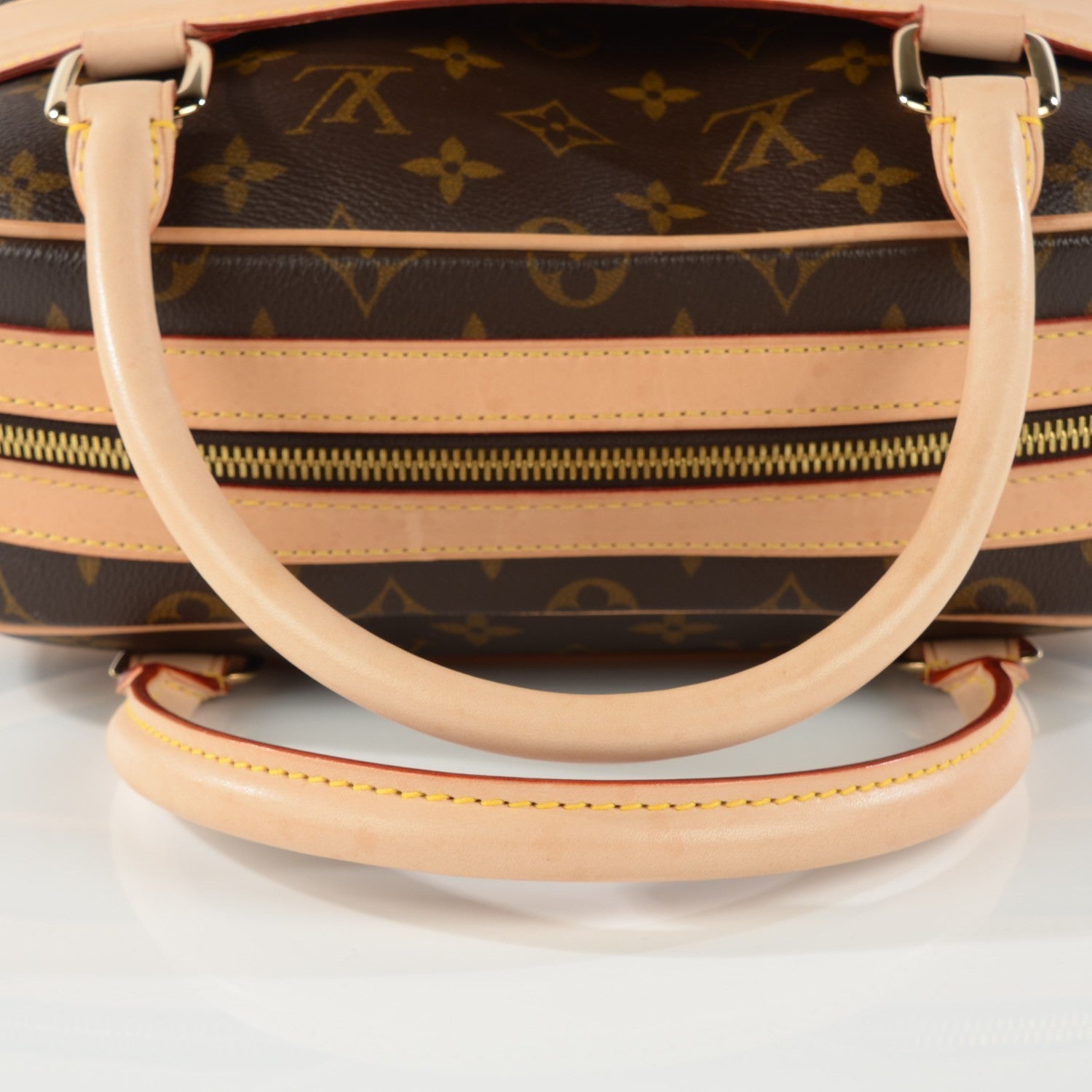 Louis Vuitton Monogram Mizi 6 of 10