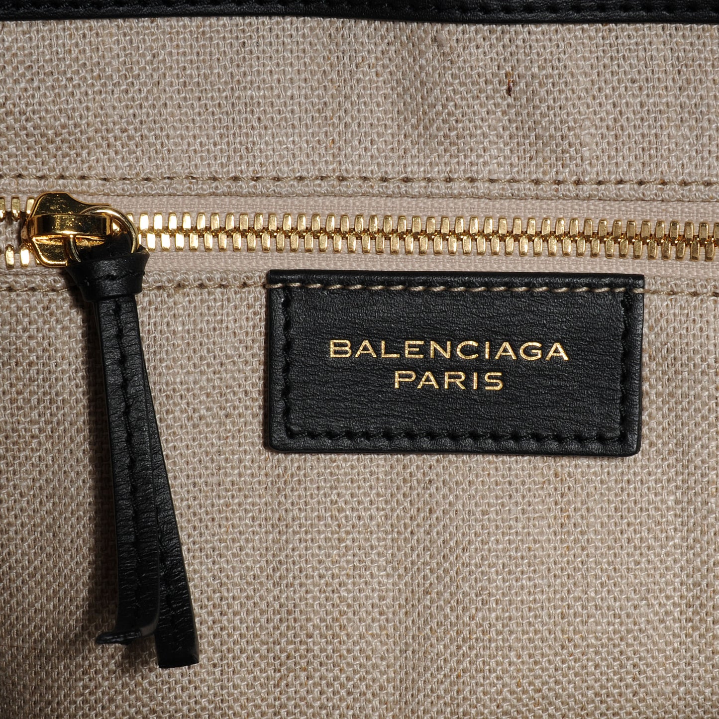Snakeskin Agneau Padlock Black