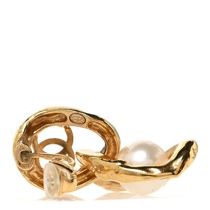 Chanel Chain Link Pearl CC Clip On Earrings Gold 4 of 5