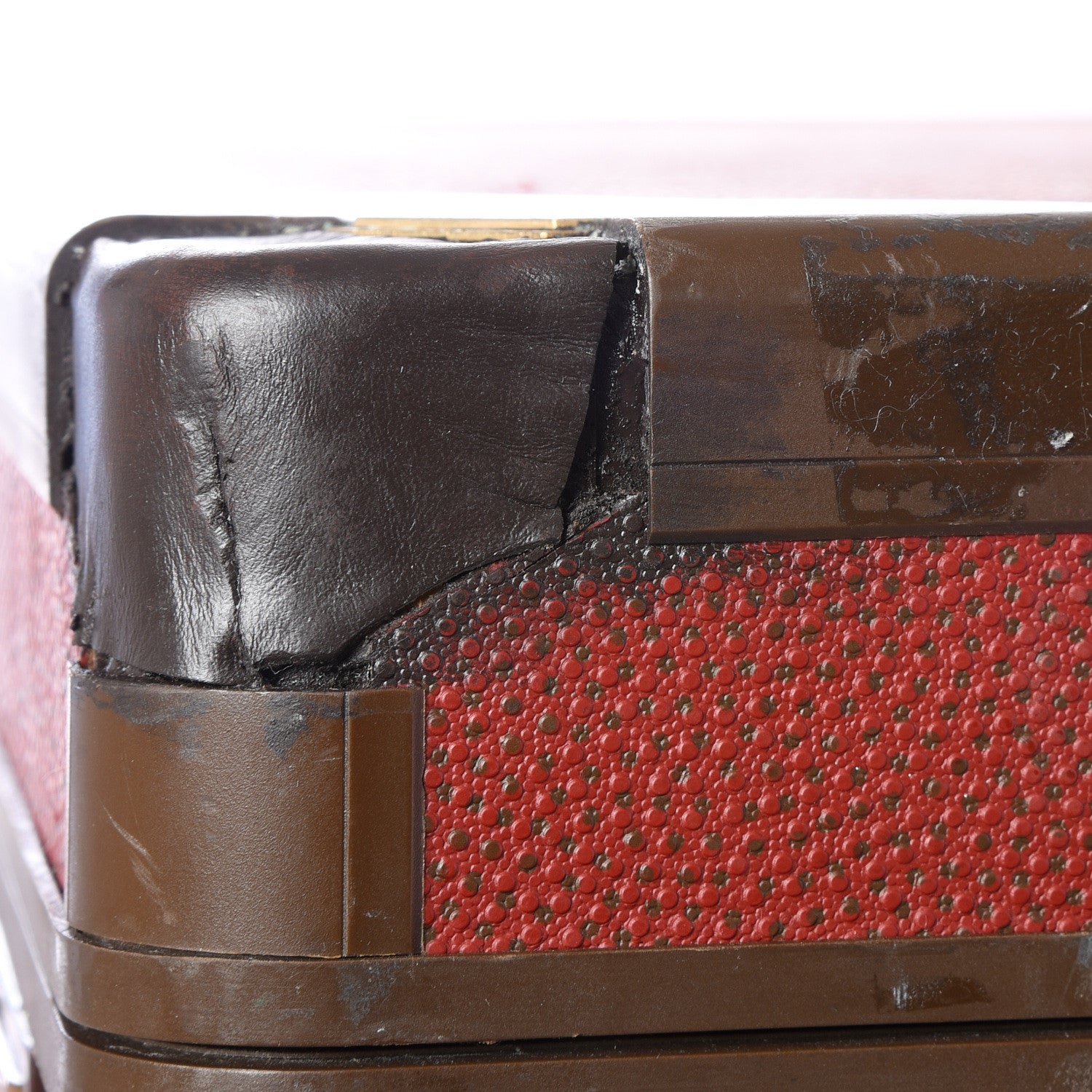 Louis Vuitton Calfskin Cup Challenge Line 2 Perth 1987 Trunk 31 of 32