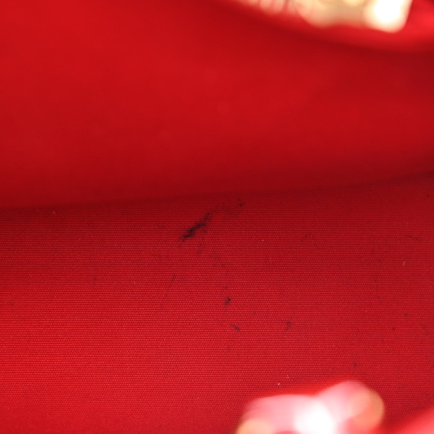 Vernis Montaigne MM Cherry