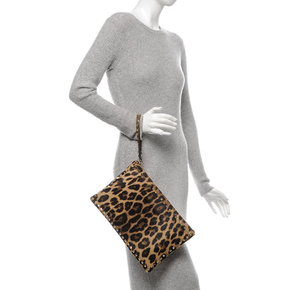 Valentino Garavani Calf Hair Leopard Print Rockstud Zip Wristlet Pouch Leopard 2 of 6