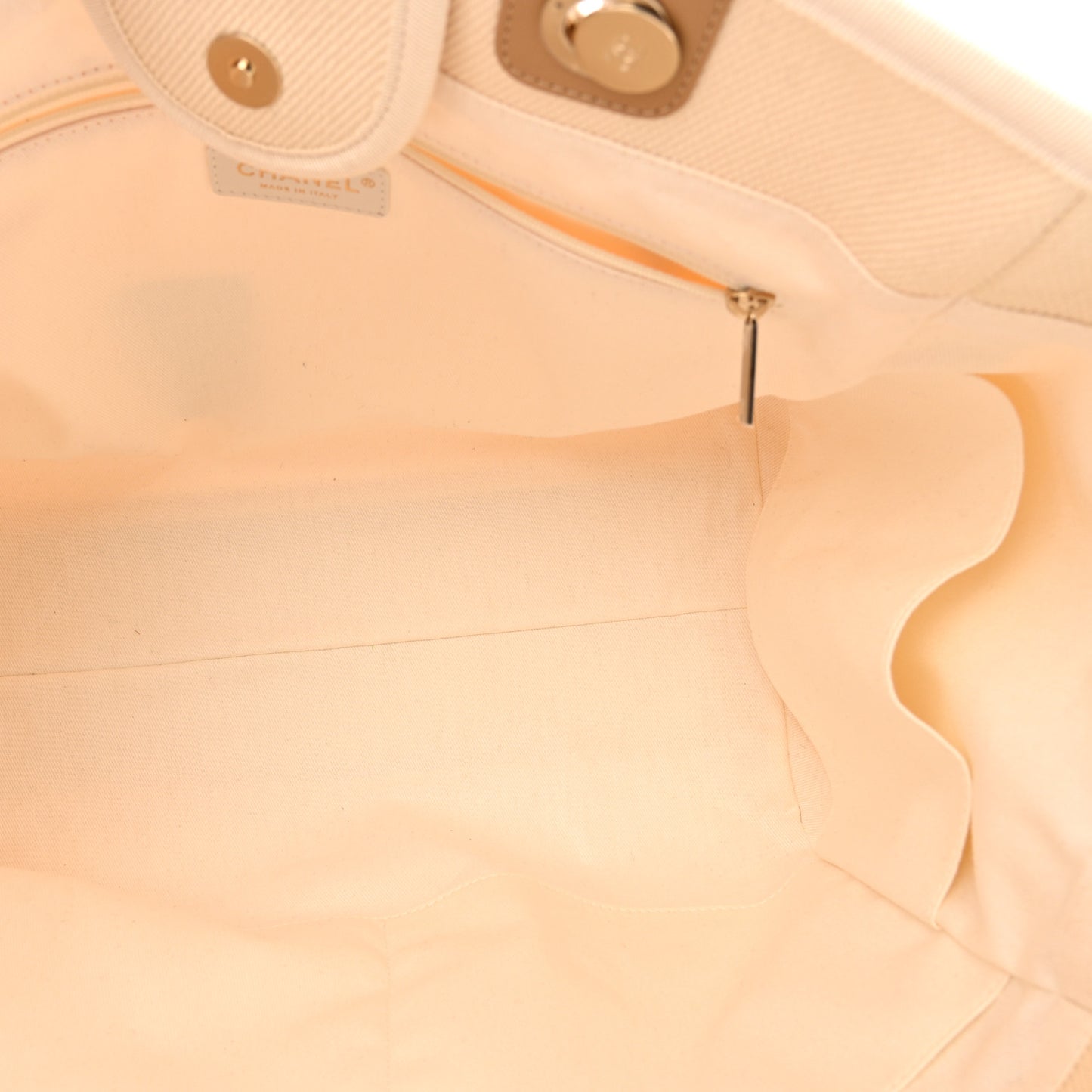 Canvas Pearl Medium Deauville Tote Ecru Beige