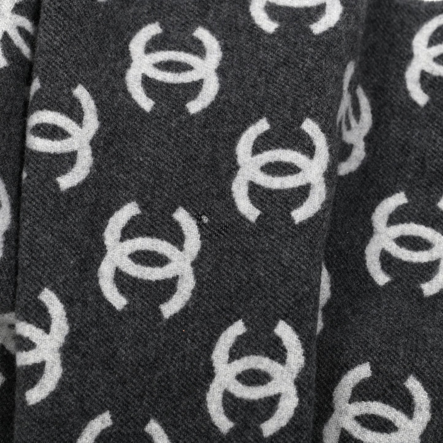 Wool Cashmere CC Scarf Grey