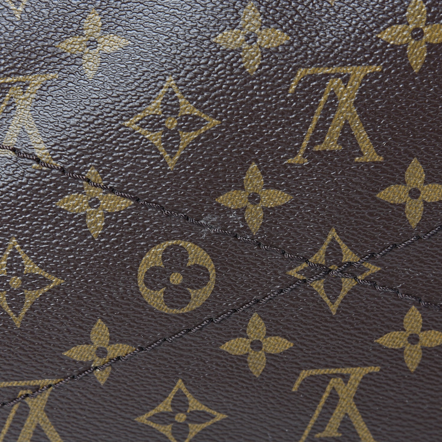 Louis Vuitton Monogram Artsy MM 11 of 12