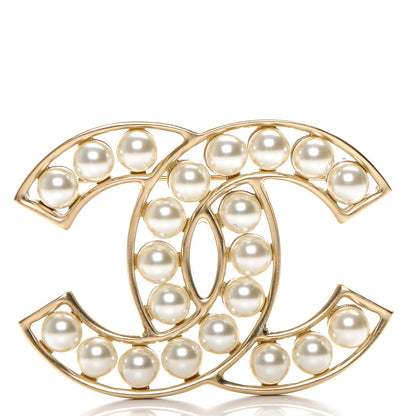 Chanel Pearl CC Brooch Light Gold 1 of 4