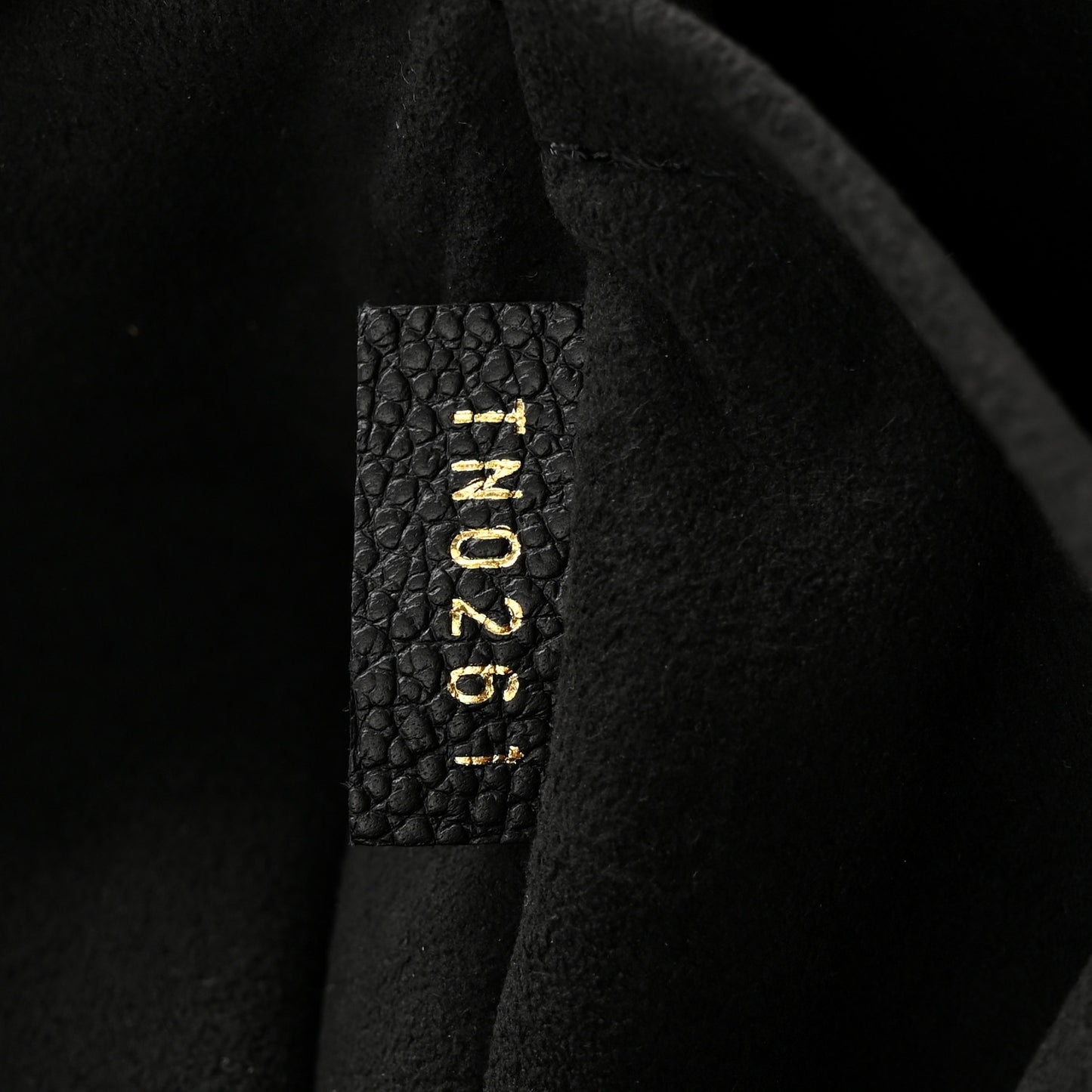 Monogram Daily Pouch Black