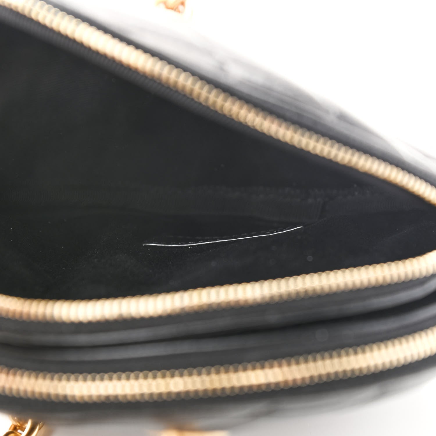 Saint Laurent Lambskin Quilted Round Le Maillon Round Tassel Chain Crossbody Bag Black 5 of 10