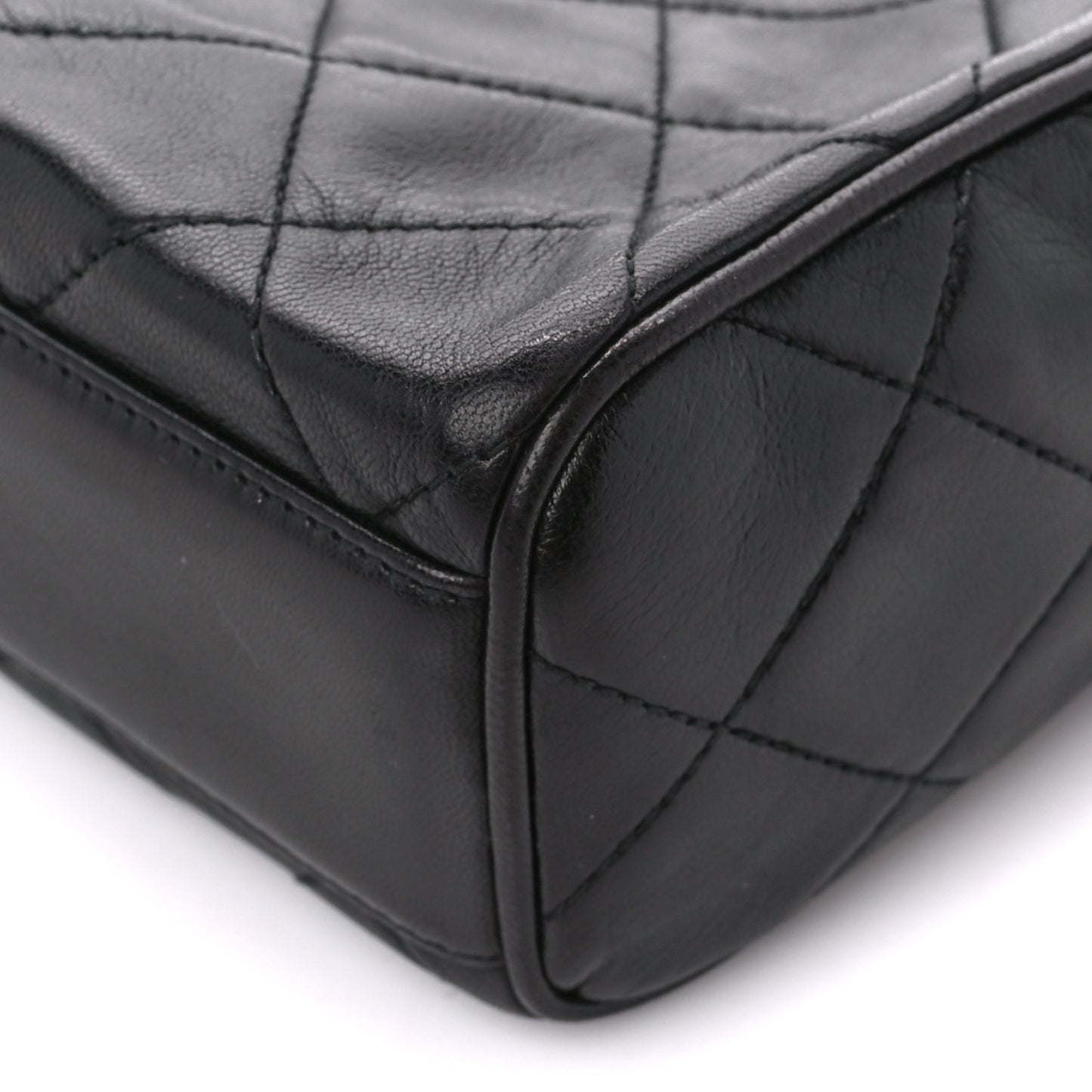 Lambskin Quilted CC Tassel Camera Case Black