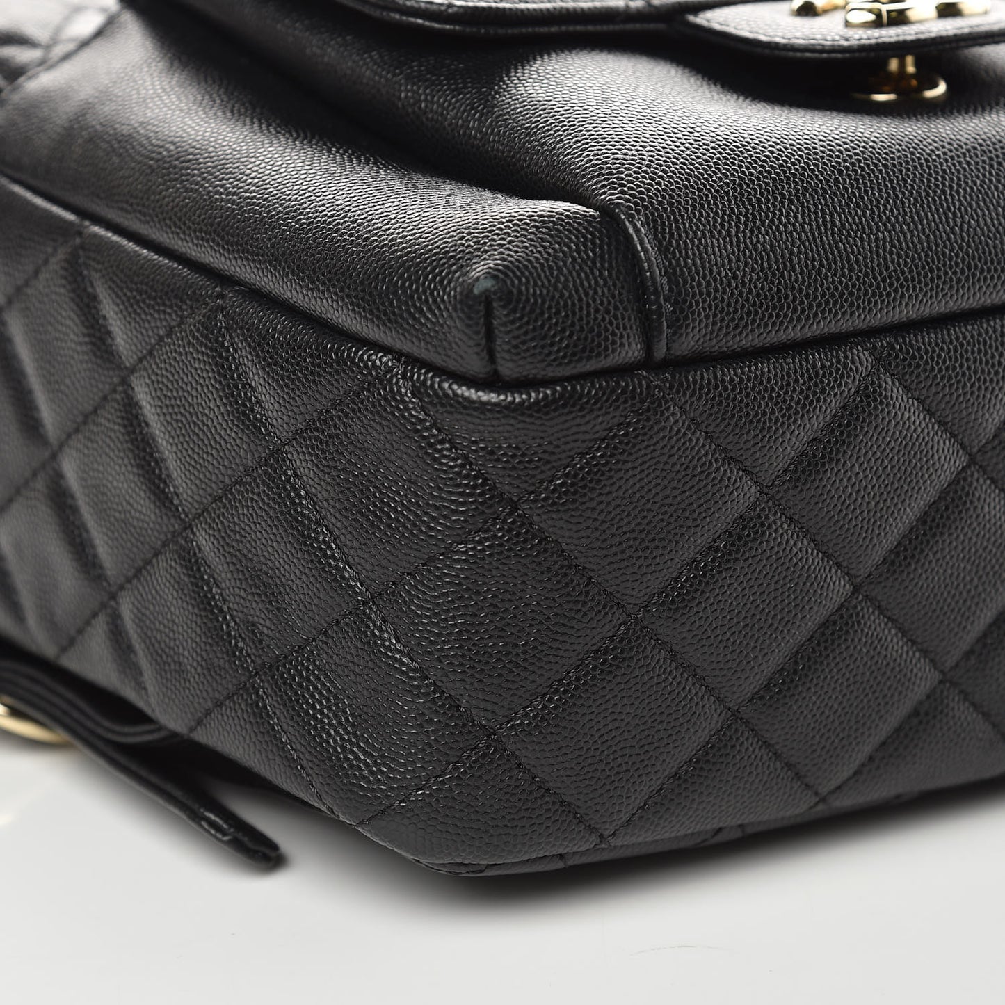 Caviar Quilted Medium Zip Around Backpack Black