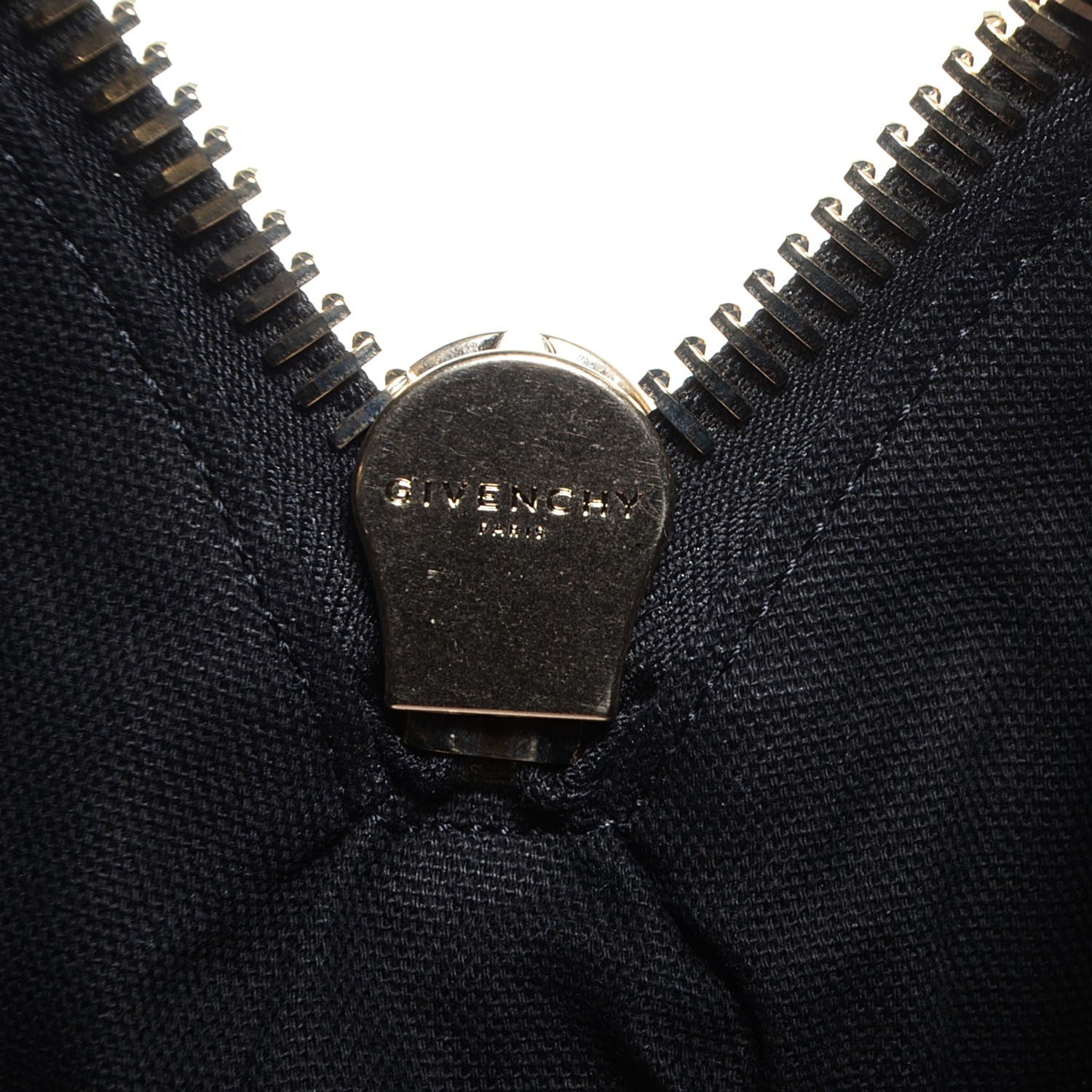Givenchy Shiny Lord Calfskin Medium Antigona Black 8 of 10