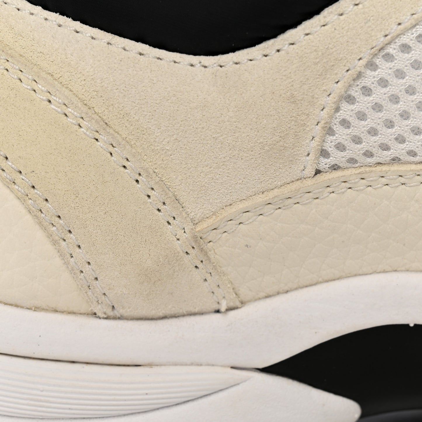 Mesh Suede Calfskin Grained Calfskin Womens CC Sneakers 39.5 White Black