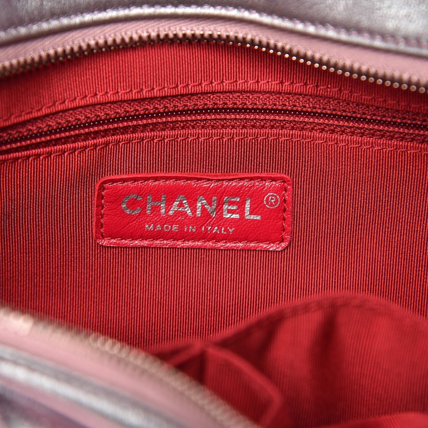Chanel Iridescent Lambskin Calfskin Quilted Medium Gabrielle Hobo Light Purple 6 of 7