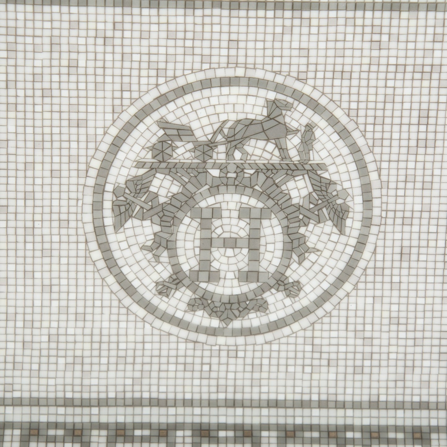 Porcelain Mosaique Au 24 Platine Change Tray