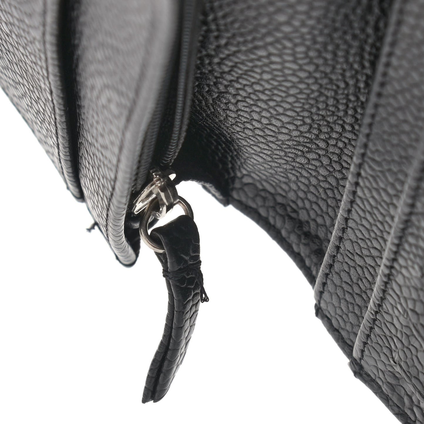Caviar Quilted Yen Wallet Black