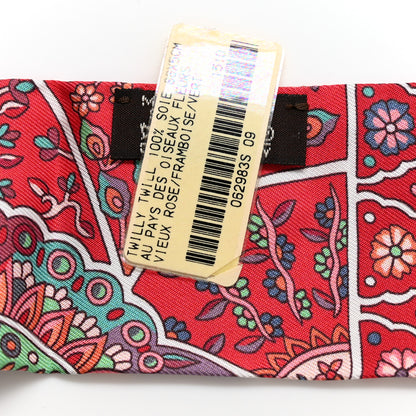 Hermes Silk Au Pays Des Oiseaux Fleurs Twilly Vieux Rose Framboise Vert 3 of 4