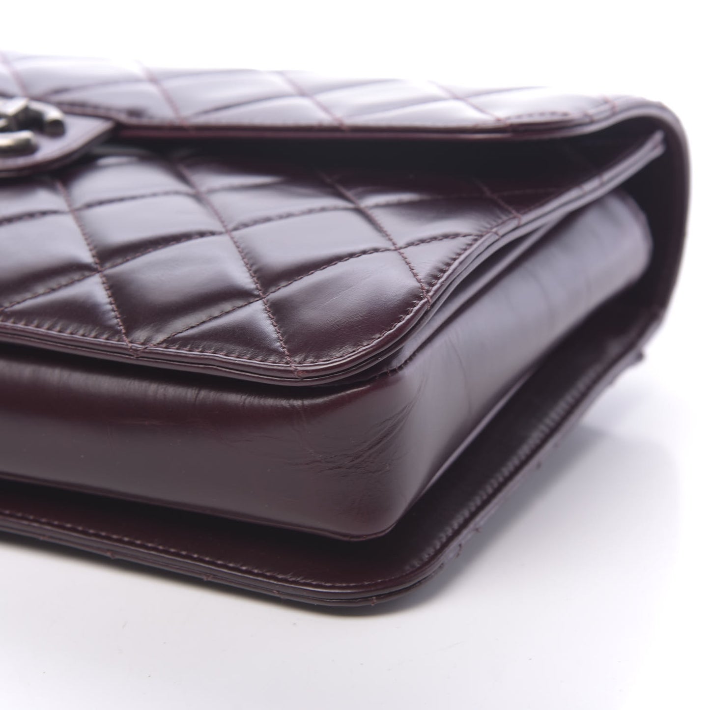 Calfskin Quilted Large Perfect Edge Flap Bordeaux