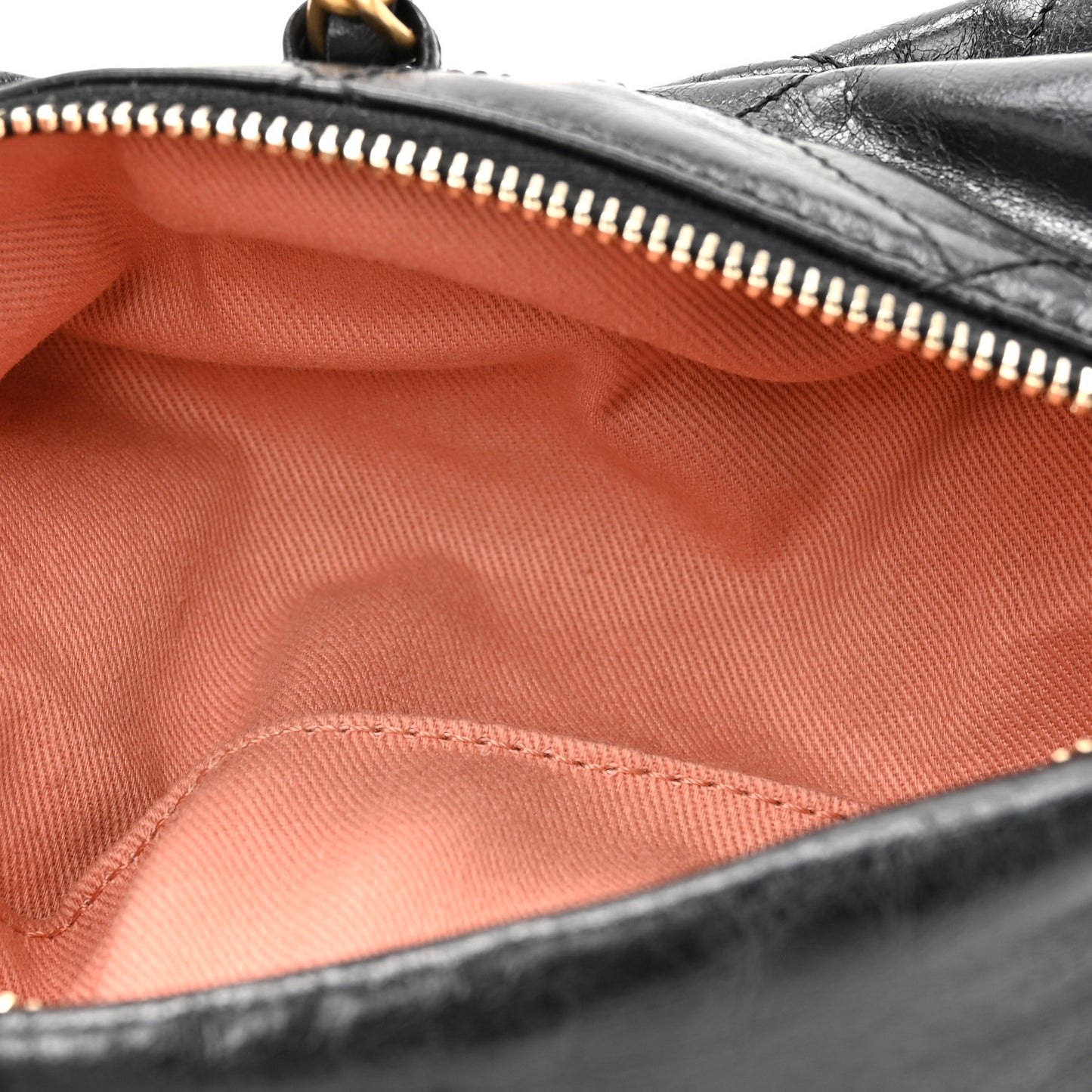 Calfskin Quilted Baluchon Black