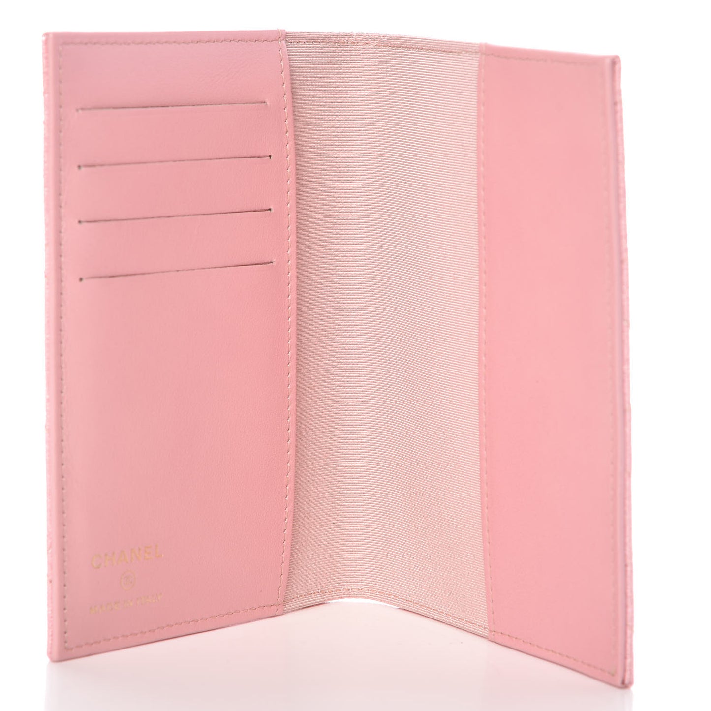 Iridescent Caviar Quilted Passport Holder Pink