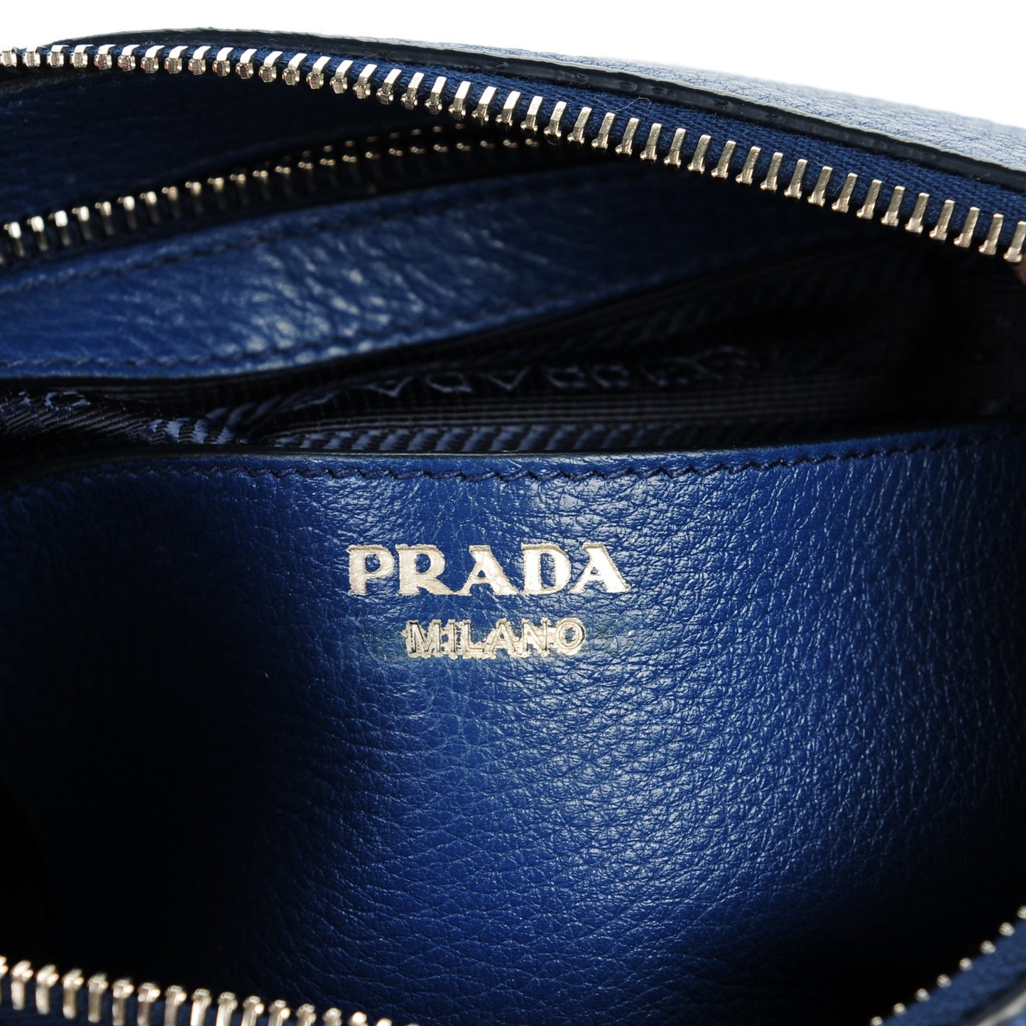 Vitello Daino Shoulder Bag Bleuette