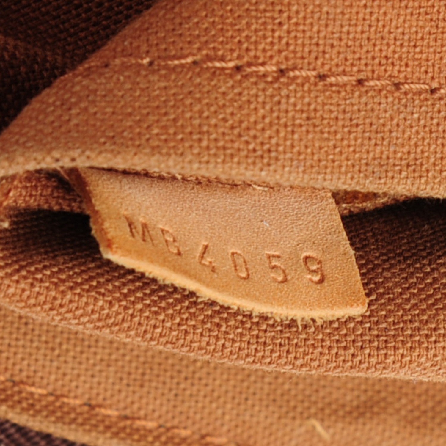 Louis Vuitton Monogram Tivoli GM 9 of 9