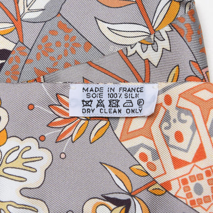Hermes Silk Fleurs et Papillons de Tissus Twilly Gris Perle Brun Or 4 of 4
