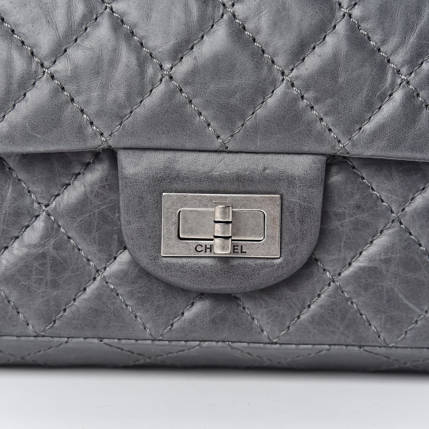 Aged Calfskin Quilted 50th Anniversary 2.55 Reissue 225 Flap Gris