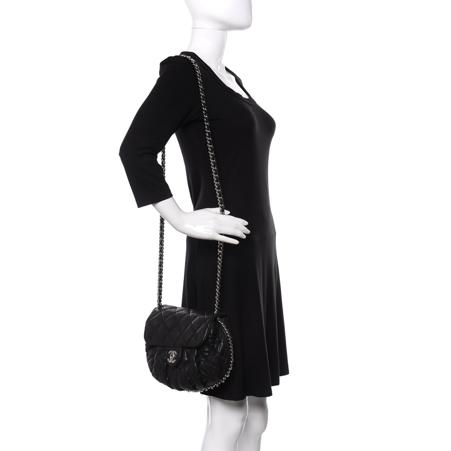 Chanel Washed Lambskin Quilted Medium Chain Around Messenger Black 2 of 20