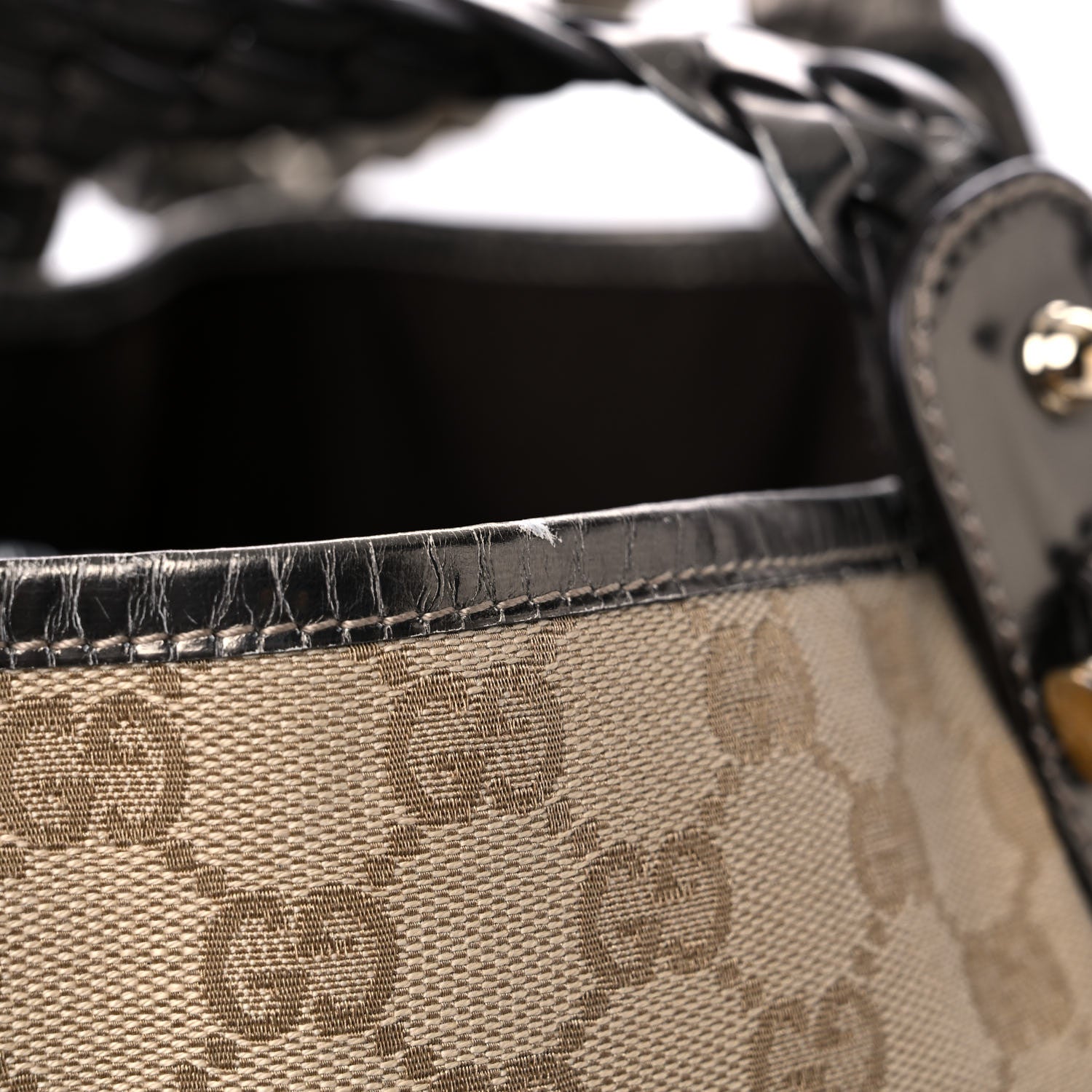 Gucci Monogram Medium Pelham Shoulder Bag Grey 19 of 21