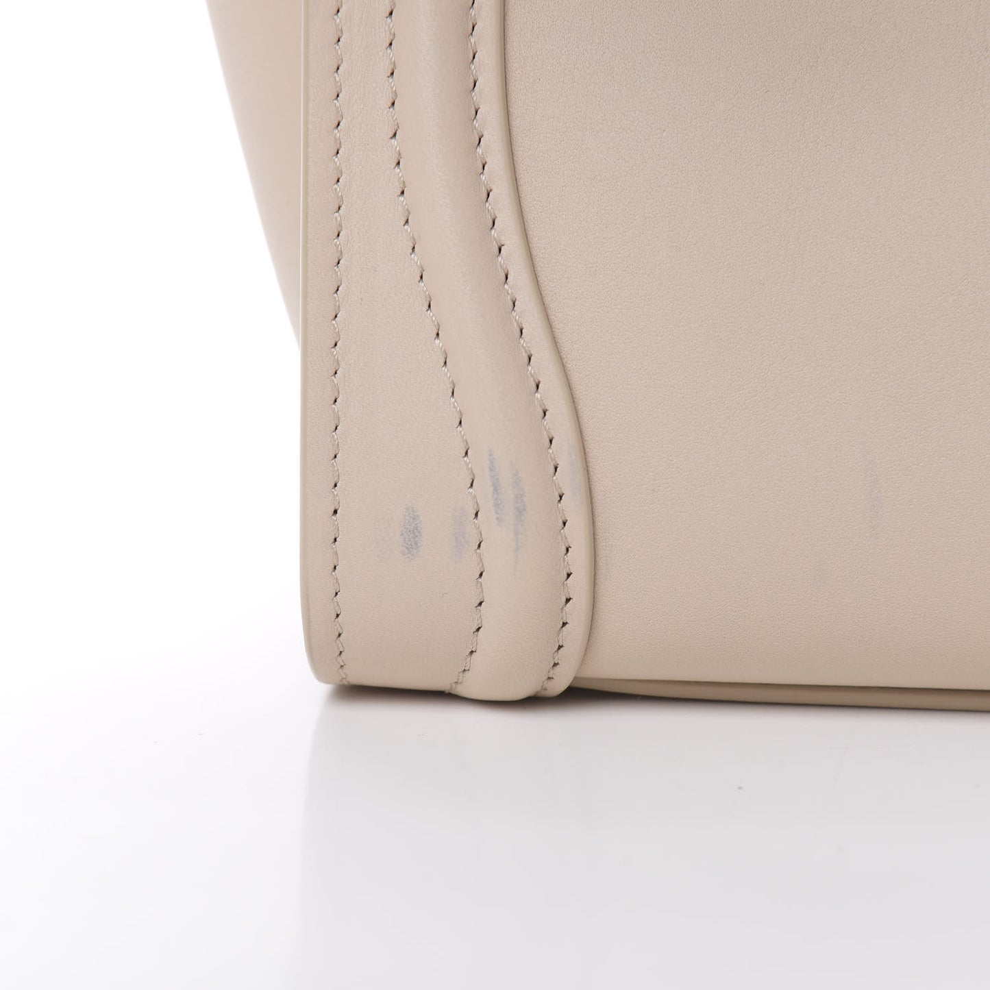 Smooth Calfskin Nano Luggage Powder