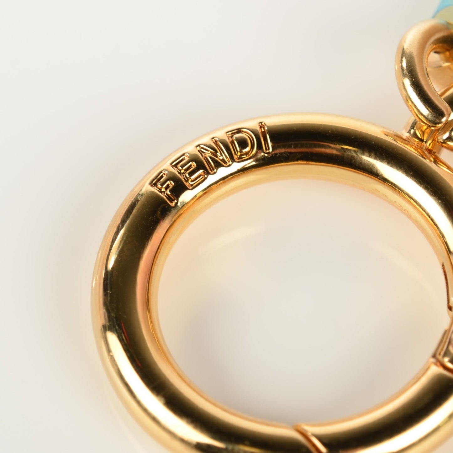 Fox Fur Vitello Elite Bi-Color Pom Pom Bag Charm Rosa Cammello Cipria