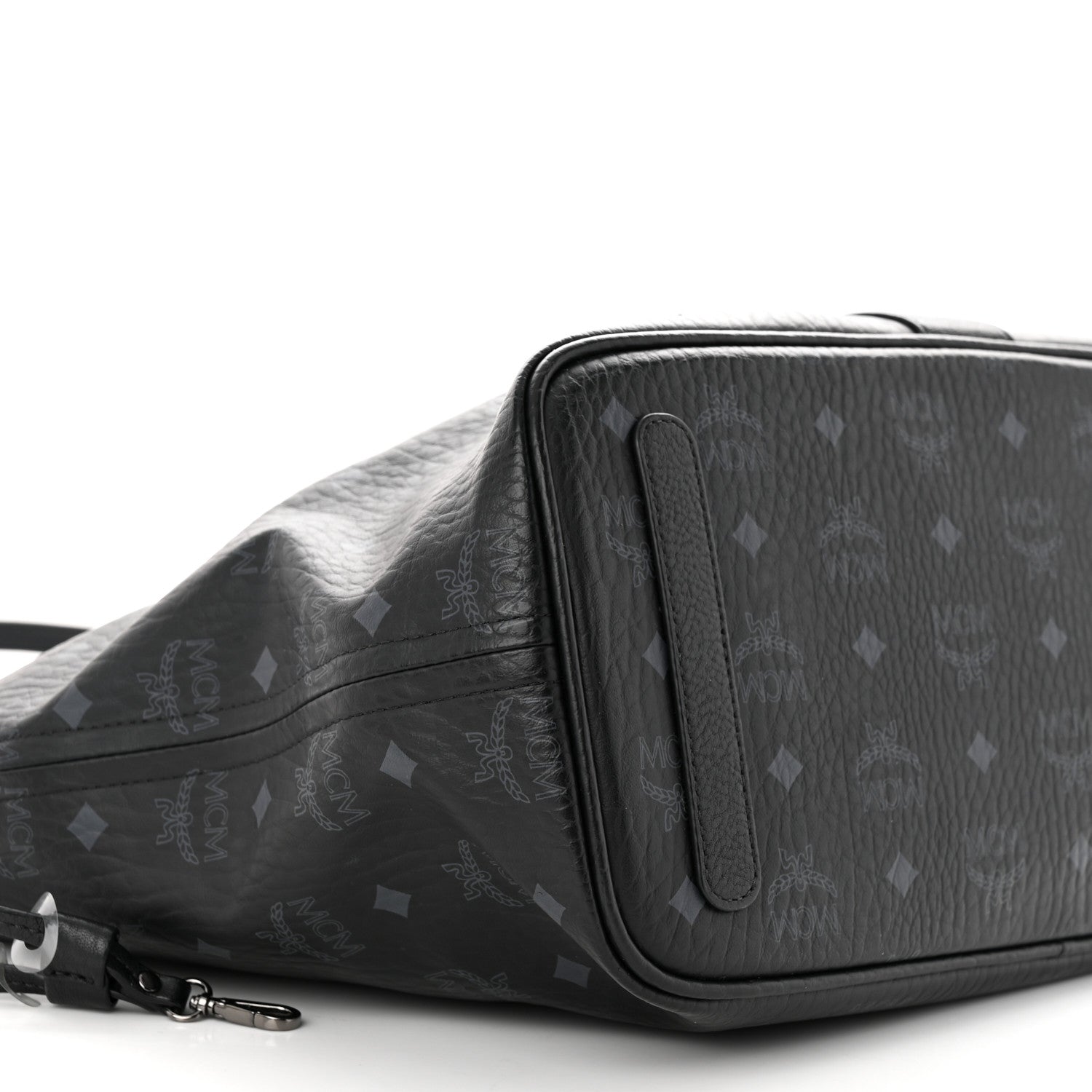 MCM Visetos Medium Liz Reversible Shopper Tote Black 13 of 17