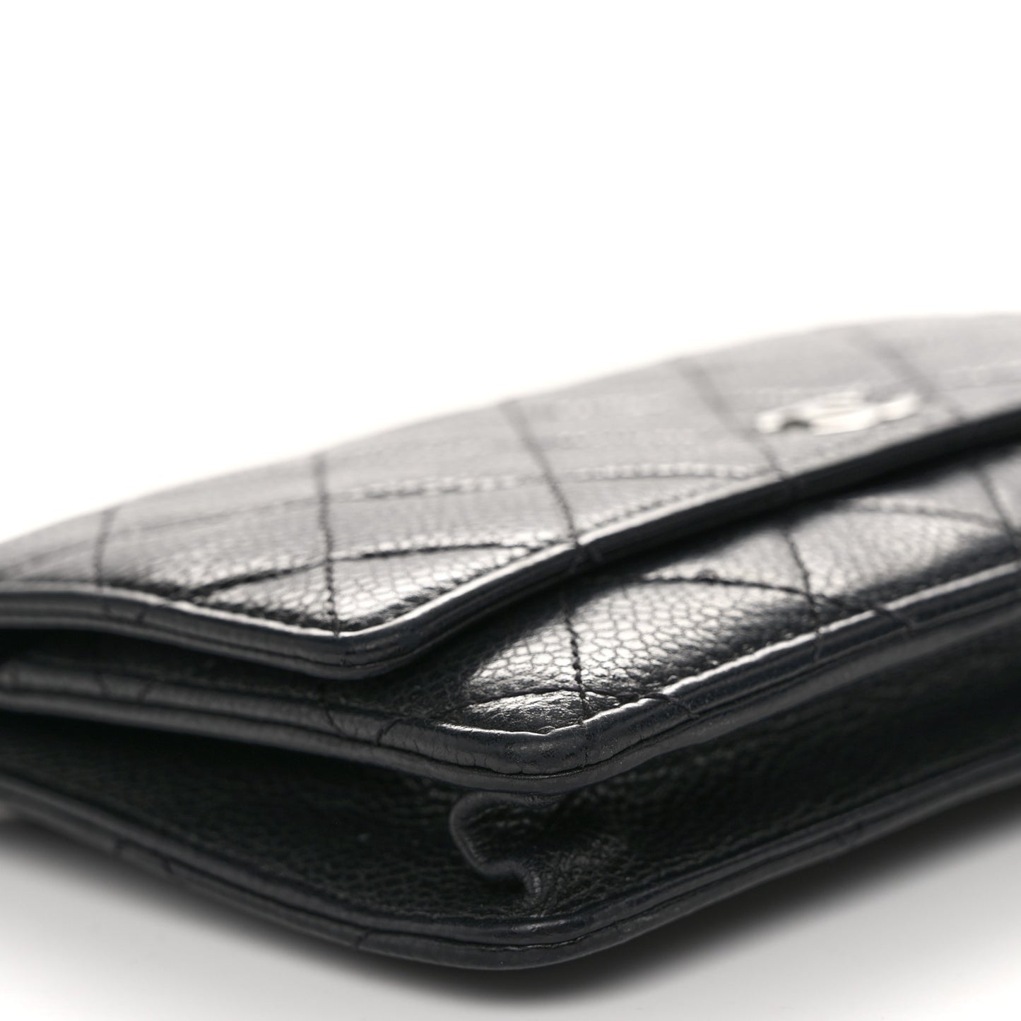 Caviar Quilted Wallet on Chain WOC Black