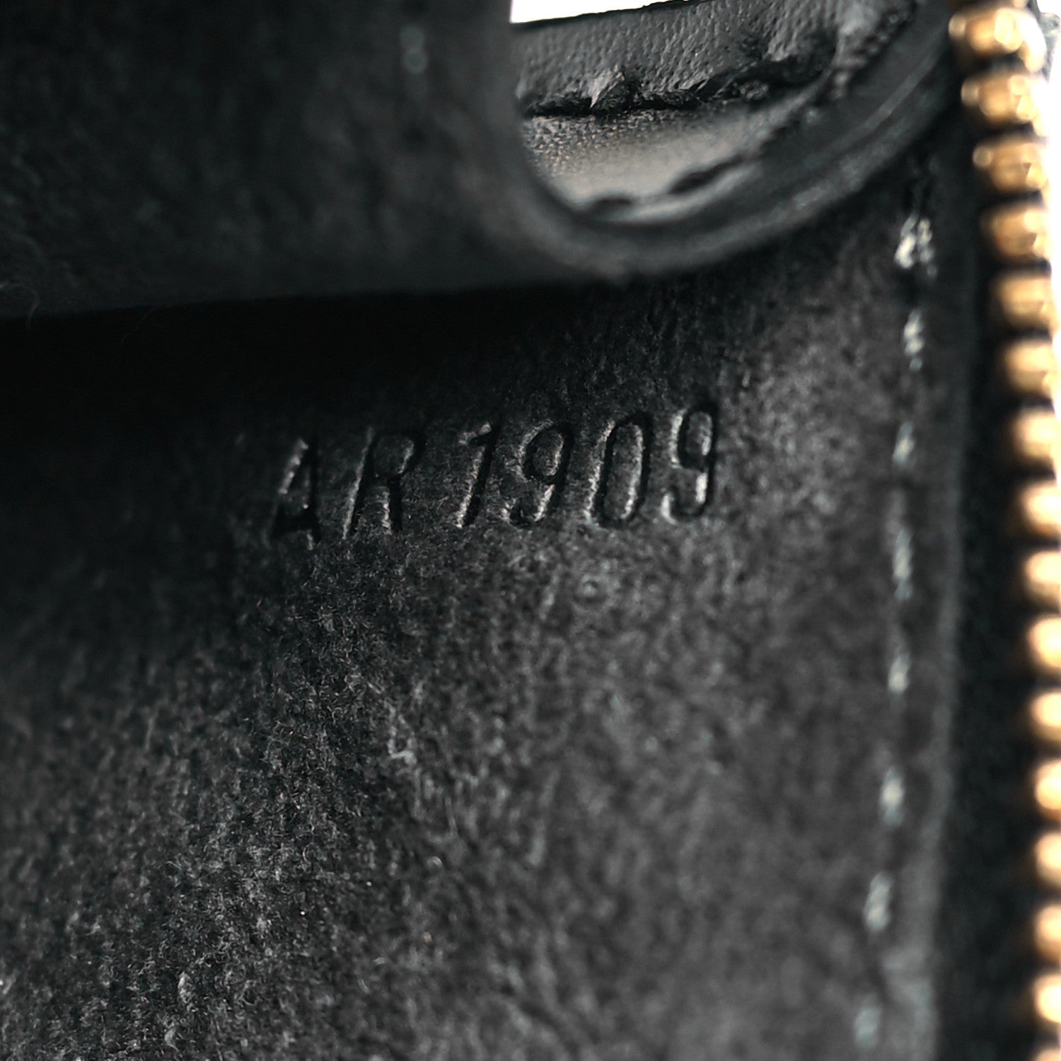 Louis Vuitton Epi Pochette Accessories 21 Black 7 of 10