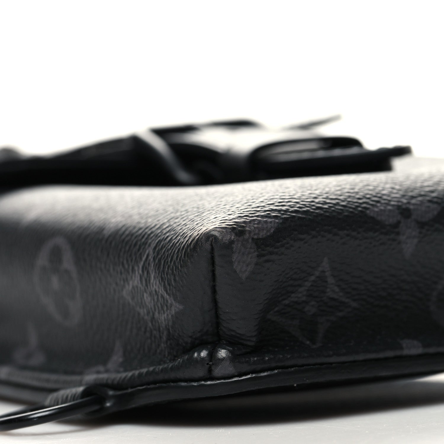 Louis Vuitton Monogram Eclipse Saumur Slingbag Black 8 of 9