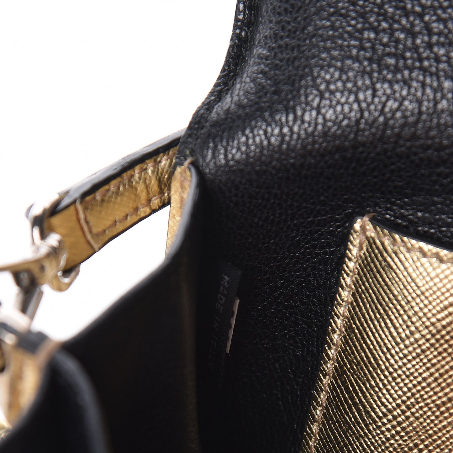 Saffiano Lux Sound Shoulder Bag Platino