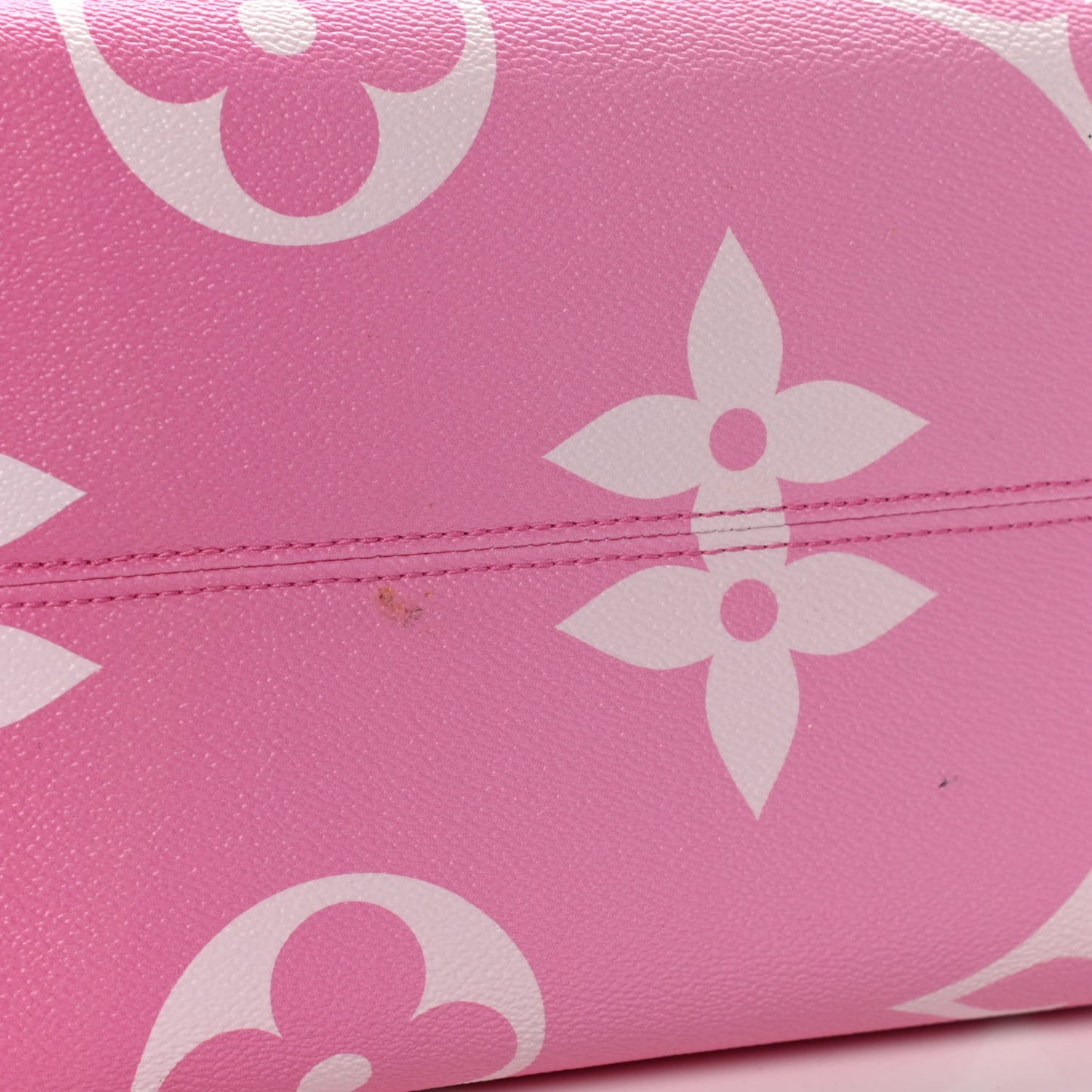 Monogram Escale Onthego GM Rouge