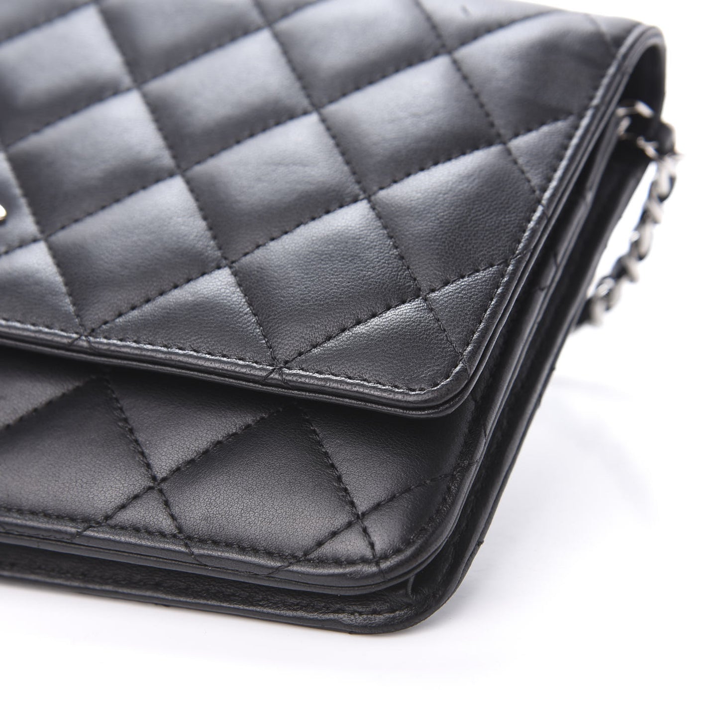 Lambskin Quilted Wallet On Chain WOC Black