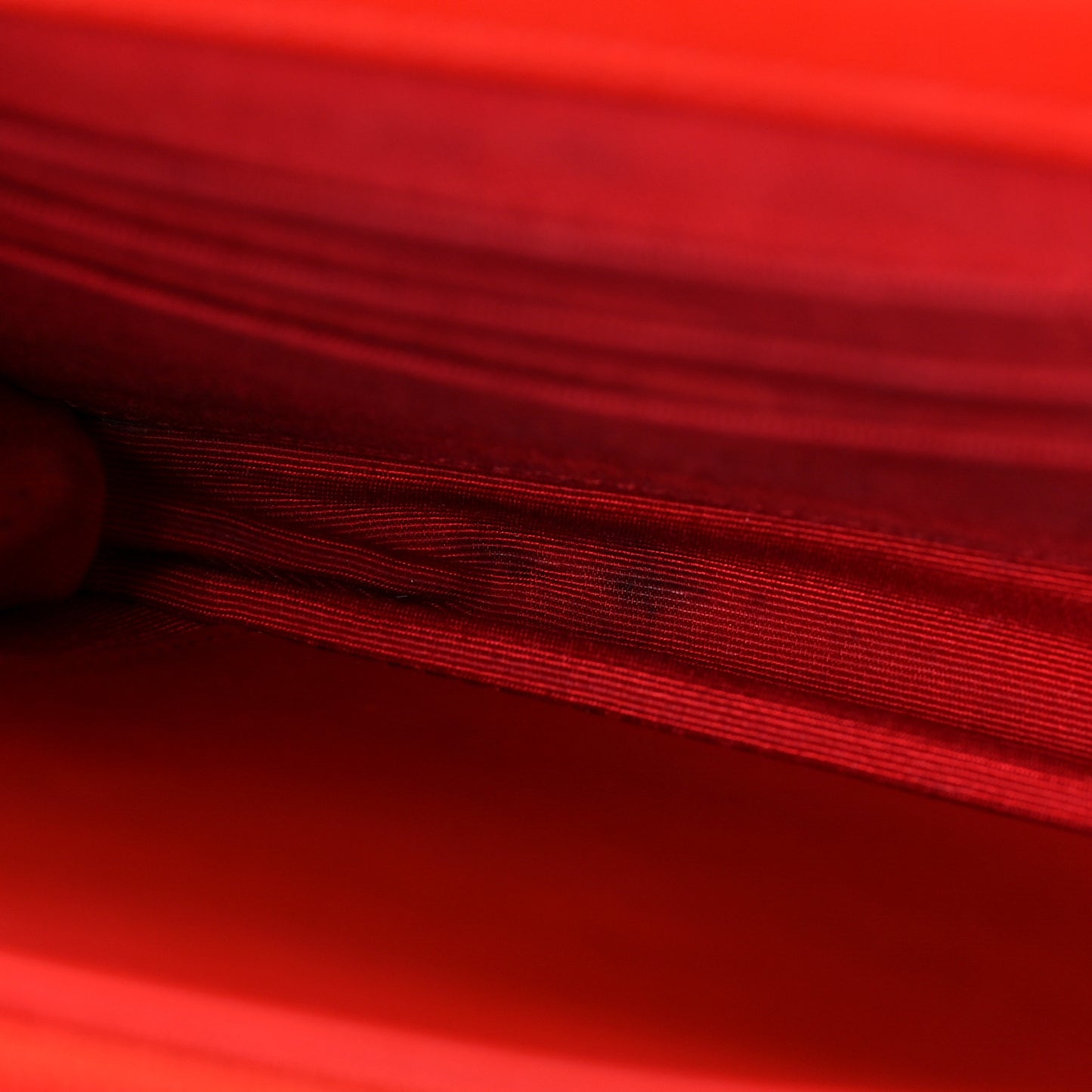 Patent Striped Wallet On Chain WOC Red