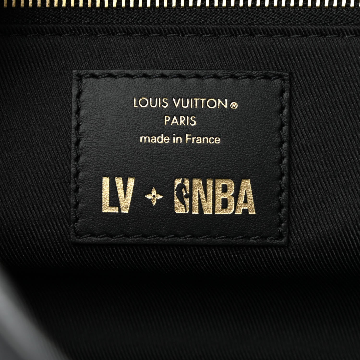 Louis Vuitton X NBA Calfskin Monogram Embossed Cloakroom Dopp Kit Black 5 of 6