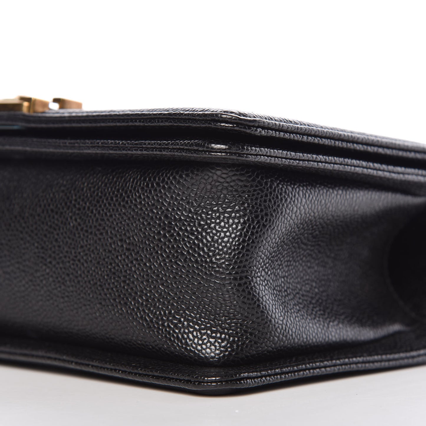 Caviar Quilted Medium Boy Flap Black