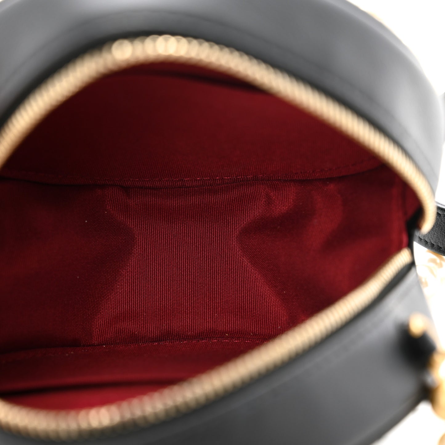 Lambskin Quilted Pearl Chain Round Clutch With Chain Black