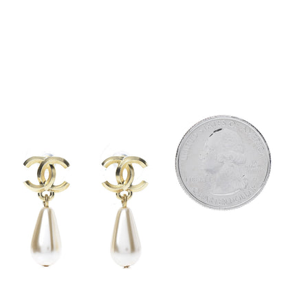 Chanel Metal CC Pearl Drop Earrings Gold 2 of 4