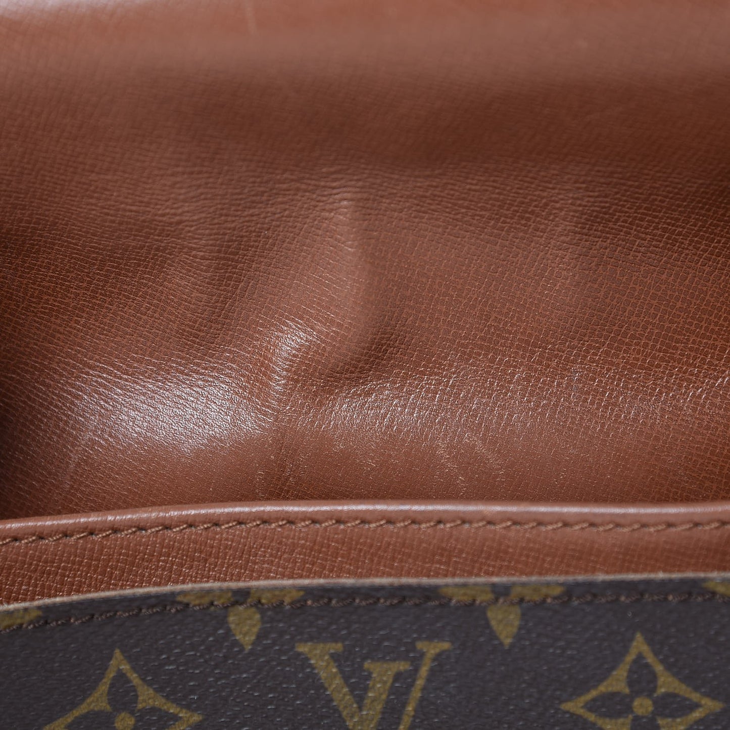 Monogram Cartouchiere 22